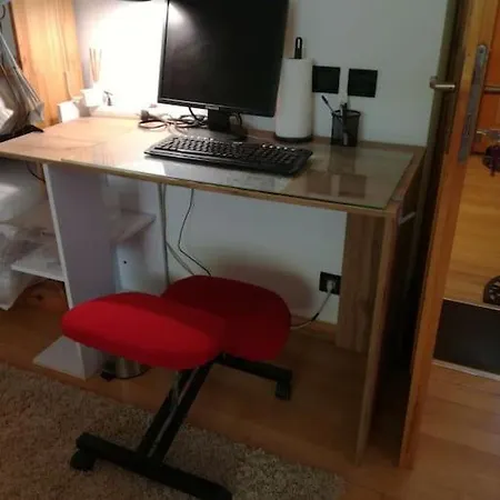Simple & Easy Center Apartment